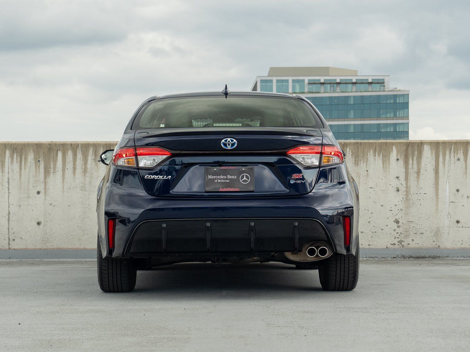 Used 2025 Toyota Corolla SE FWD image 5