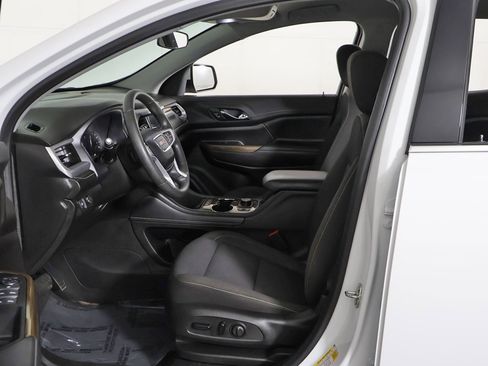 Used 2023 GMC Acadia SLE w/ Driver Convenience Package image 26