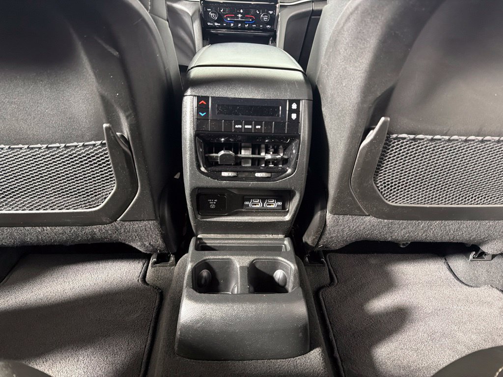 Used 2024 Jeep Grand Cherokee L Laredo w/ Luxury Tech Group I AWD/4WD image 20