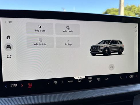 New 2026 Ford Explorer Active w/ Active Comfort Package image 24