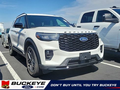 Used 2025 Ford Explorer ST-Line w/ ST-Line Street Pack AWD/4WD image 1