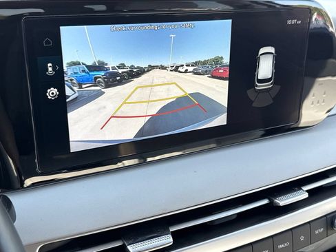 Used 2025 Hyundai Palisade SEL AWD/4WD image 24