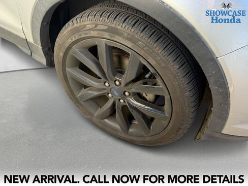 Used 2019 Ford Escape SE image 6