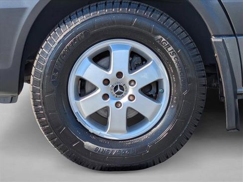 Used 2018 Mercedes-Benz Sprinter 2500 image 25
