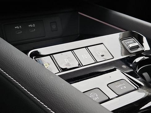 New 2026 Nissan Murano SL image 11