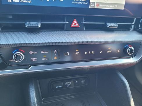 Used 2024 Kia Sportage SX image 24