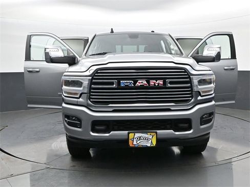 Used 2023 RAM 2500 Laramie image 31