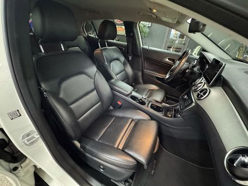 Used 2017 Mercedes-Benz GLA 250 4MATIC image 21