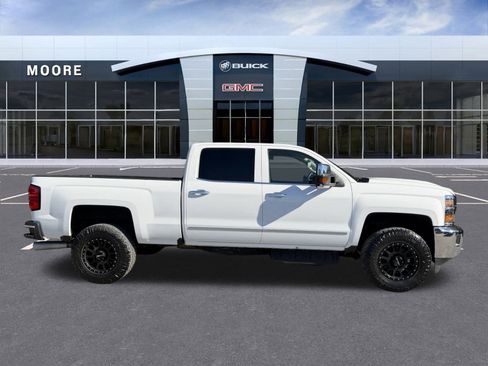 Used 2019 Chevrolet Silverado 3500 LTZ w/ Duramax Plus Package image 3