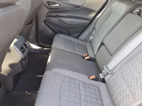 Used 2024 Chevrolet Equinox LT FWD image 11