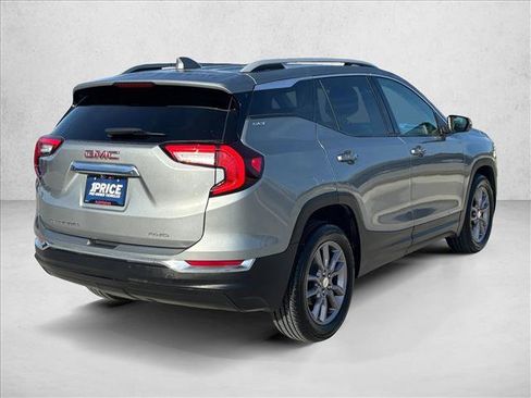 Used 2023 GMC Terrain SLT image 5