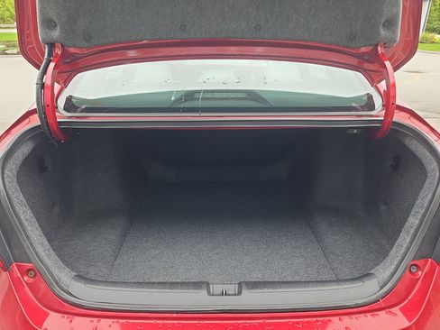 Used 2018 Honda Accord LX image 27