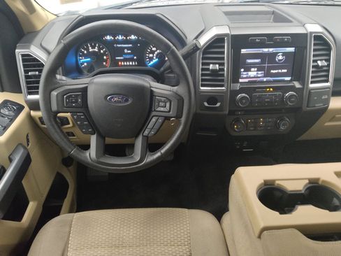 Used 2015 Ford F150 XLT w/ Equipment Group 302A Luxury RWD image 22