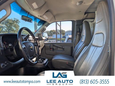 Used 2021 Chevrolet Express 2500 w/ Driver Convenience Package image 17