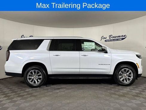 New 2026 Chevrolet Suburban Premier w/ Sun And Tow Package AWD/4WD image 6