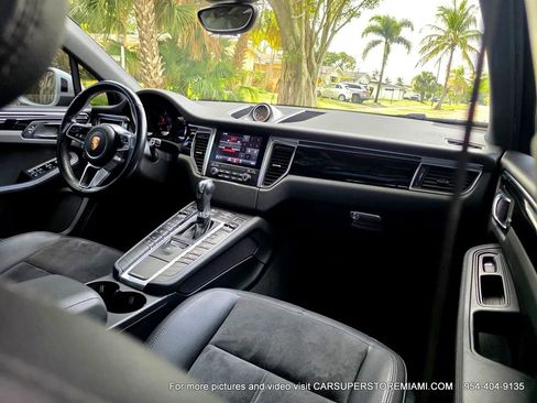 Used 2018 Porsche Macan Sport Edition image 42