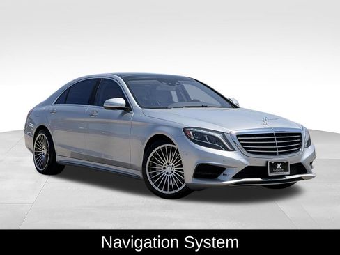 Used 2017 Mercedes-Benz S 550 4MATIC Sedan image 2