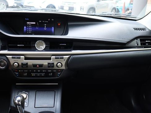 Used 2015 Lexus ES 350 FWD image 44