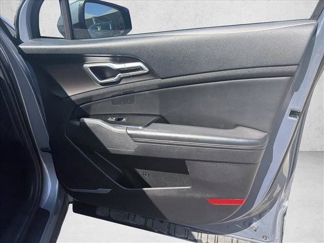 Used 2023 Kia Sportage EX FWD image 24