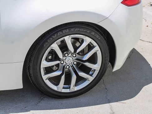 Used 2014 Nissan 370Z Touring RWD image 6