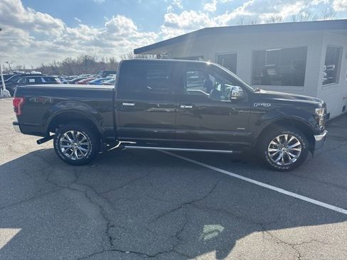 Used 2017 Ford F150 Lariat image 5