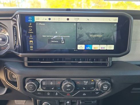 New 2026 Jeep Gladiator Sport AWD/4WD image 18
