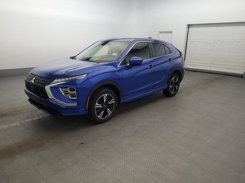 Used 2024 Mitsubishi Eclipse Cross SEL AWD/4WD image 2