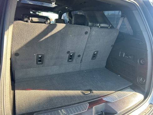 Used 2021 GMC Yukon Denali w/ LPO, Illumination Package image 32