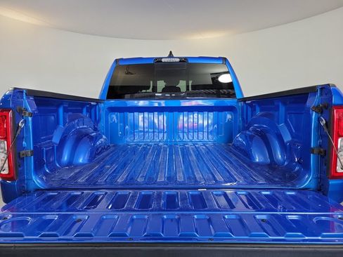 Used 2023 RAM 1500 Big Horn AWD/4WD image 25