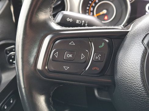 Used 2022 Jeep Gladiator Sport image 20