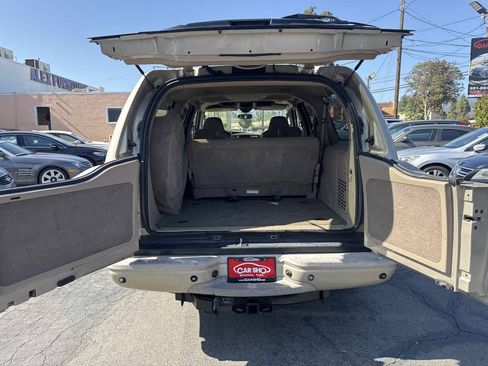 Used 2004 Ford Excursion Limited image 9