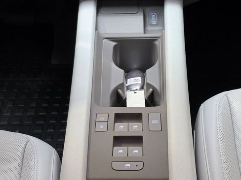 Certified 2025 Hyundai Ioniq 6 SEL image 26