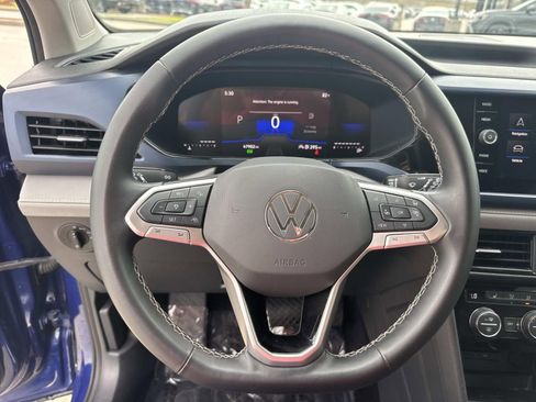 Used 2024 Volkswagen Taos SE FWD image 21