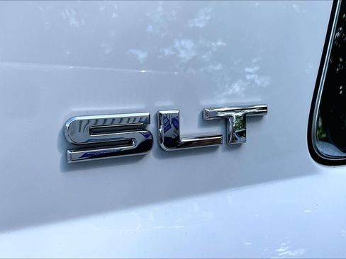 Used 2017 GMC Yukon SLT RWD image 10