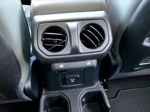 New 2026 Jeep Gladiator Mojave AWD/4WD image 15