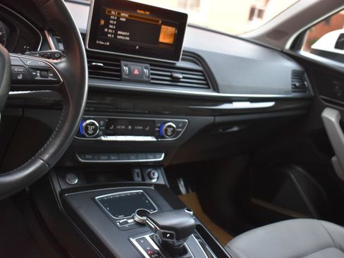 Used 2018 Audi Q5 2.0T Premium Plus w/ Premium Plus Package AWD/4WD image 26