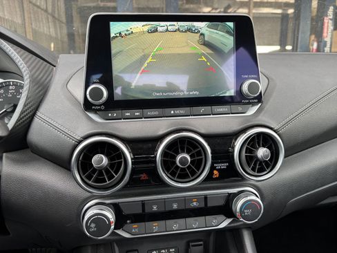 Used 2024 Nissan Sentra SV image 17