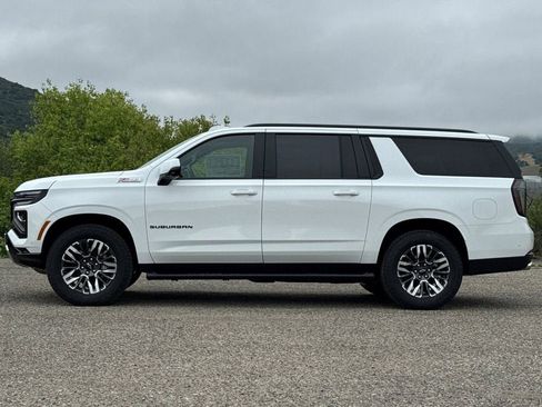 New 2026 Chevrolet Suburban Z71 AWD/4WD image 7