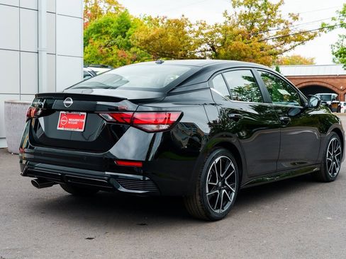 New 2025 Nissan Sentra SR w/ SR Premium Package image 6