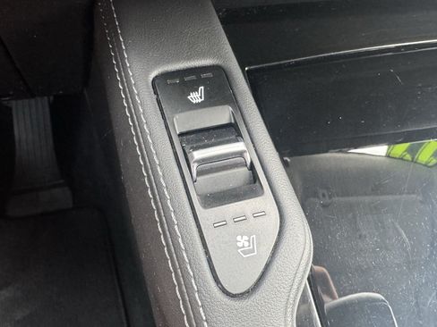 Used 2022 Kia Telluride EX w/ EX Premium Package AWD/4WD image 29