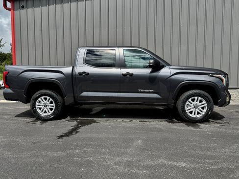 Certified 2025 Toyota Tundra SR5 AWD/4WD image 13