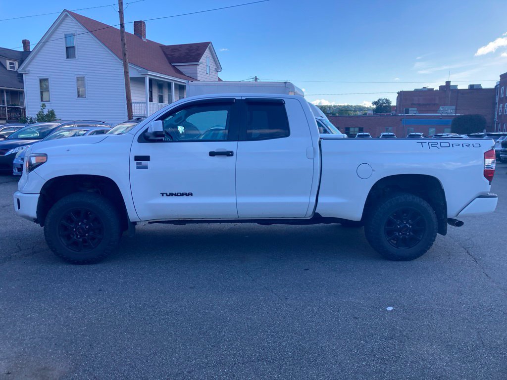 Used 2015 Toyota Tundra TRD Pro AWD/4WD image 4