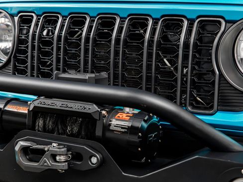 Used 2019 Jeep Wrangler Rubicon w/ Safety Group AWD/4WD image 4