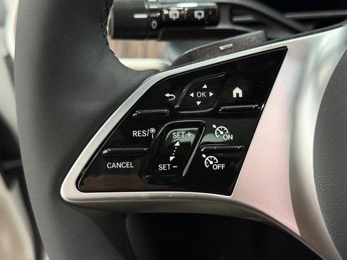 New 2026 Mercedes-Benz GLC 300 4MATIC image 11