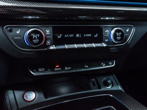 Used 2025 Audi SQ5 Premium Plus image 18