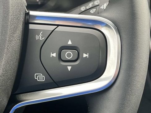 New 2026 Volvo XC40 B5 Ultra w/ Climate Package image 27