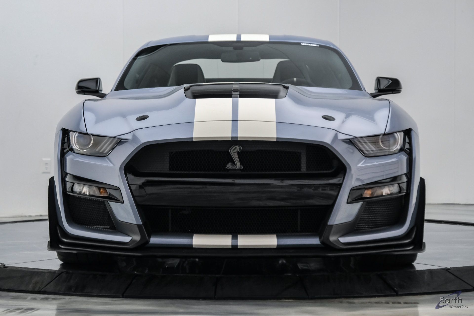 Used 2022 Ford Mustang Shelby GT500 w/ Carbon Fiber Track Pack RWD image 35