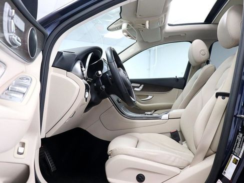 Used 2019 Mercedes-Benz GLC 300 image 18