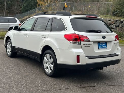 Used 2012 Subaru Outback 2.5i Premium w/ All-Weather Pkg image 3