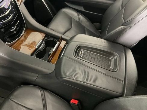 Used 2018 Cadillac Escalade Premium Luxury AWD/4WD image 19